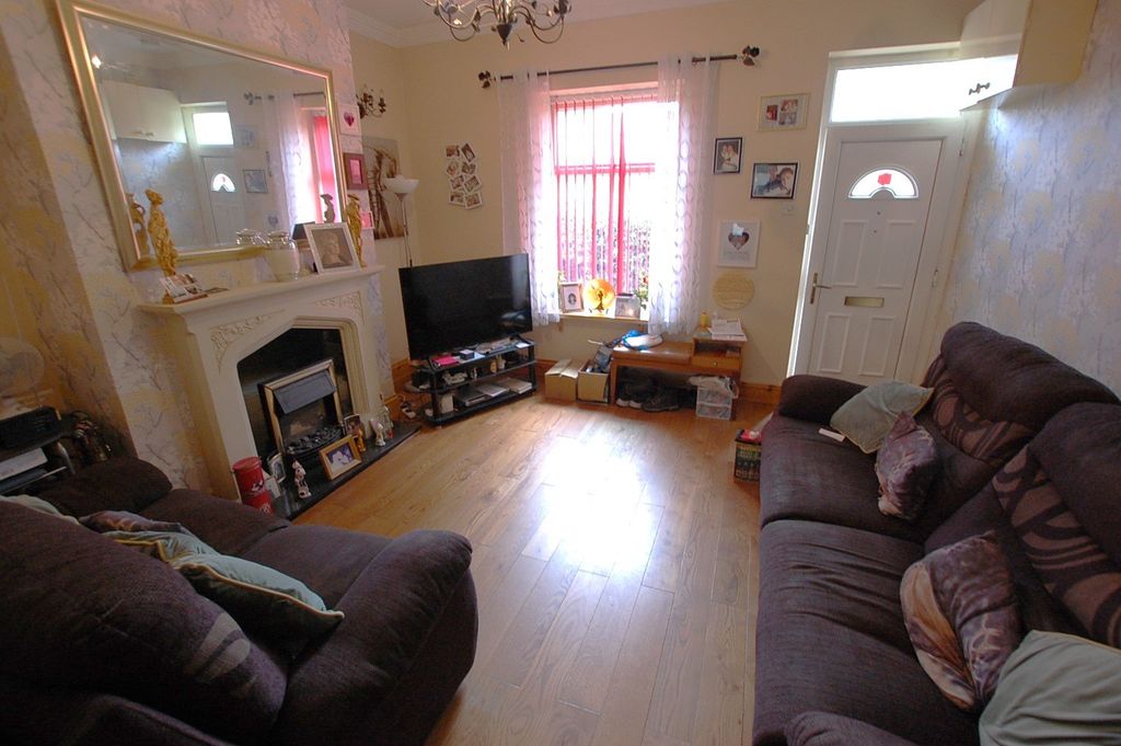 Property photo 2 of 11 Picture No. 08