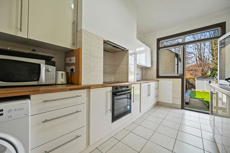 Property photo 2 of 9 Photo 7