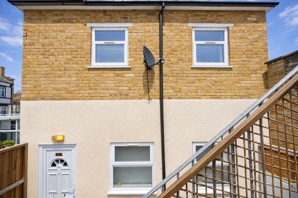 Property photo 2 of 6 Chatgpt Image Feb 4, 2026, 01_19_44 Pm.Png