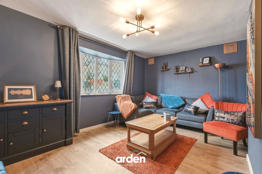 Property photo 2 of 13