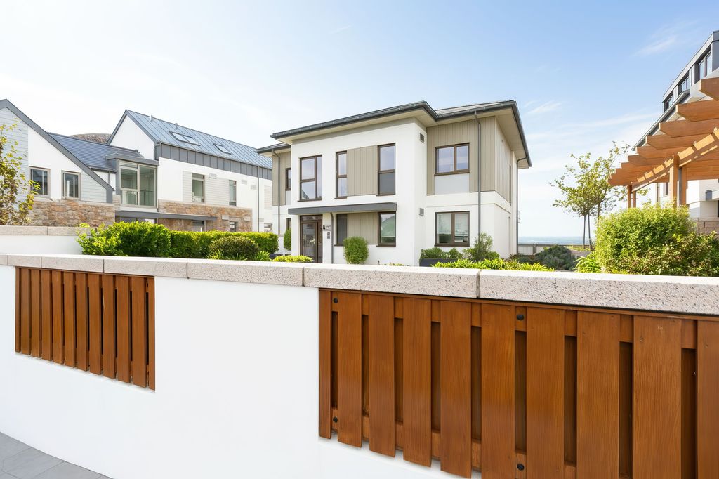 Property photo 3 of 29