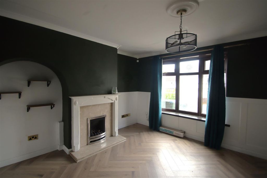 Property photo 3 of 13 Img_3844.Jpg