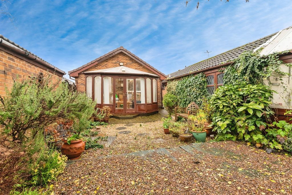 Property photo 2 of 15