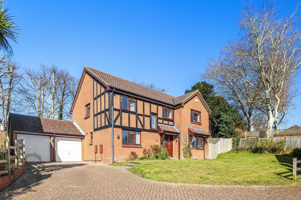 Property photo 1 of 24