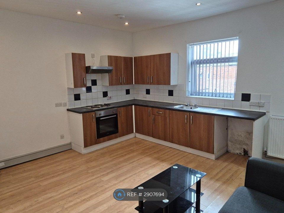 Property photo 3 of 12