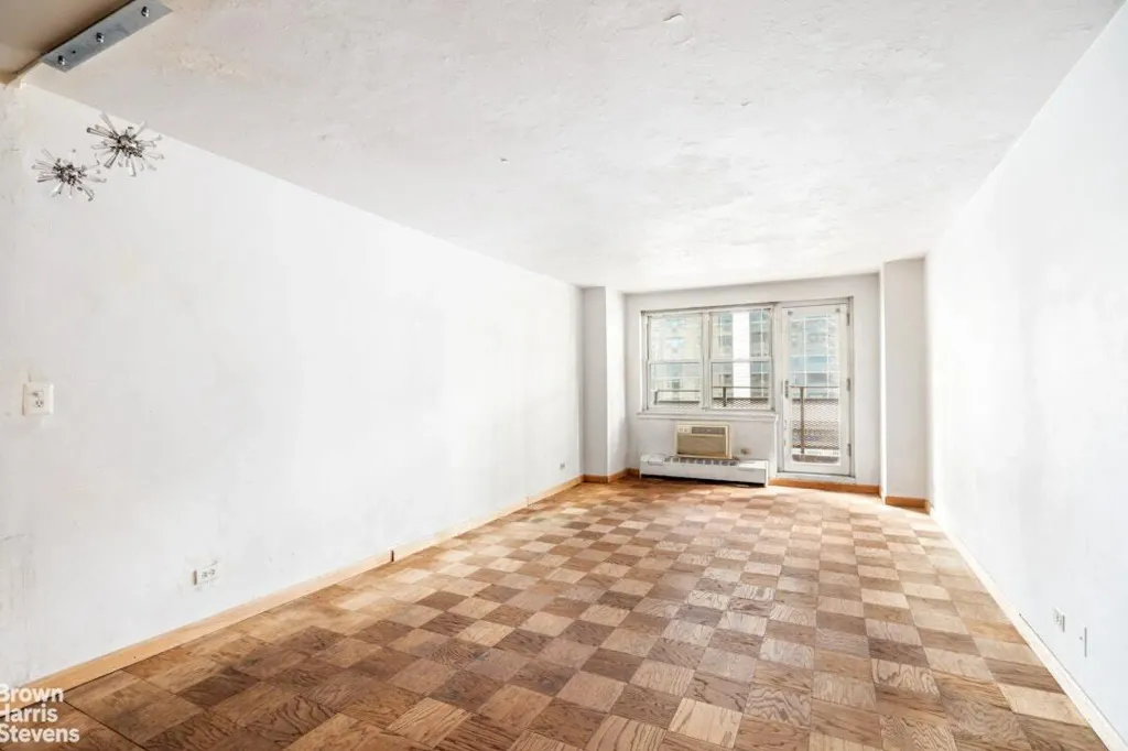 Property photo 3 of 10 <Alttext/>