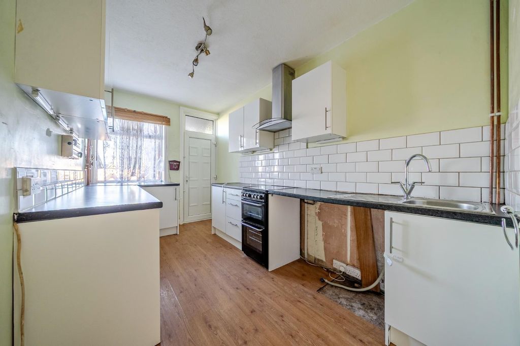 Property photo 2 of 13 1449478-9-69E9dc31c2Efa.Jpg