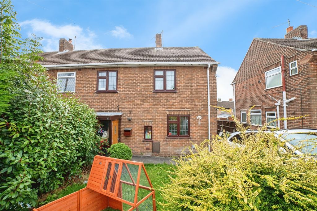 Property photo 2 of 16