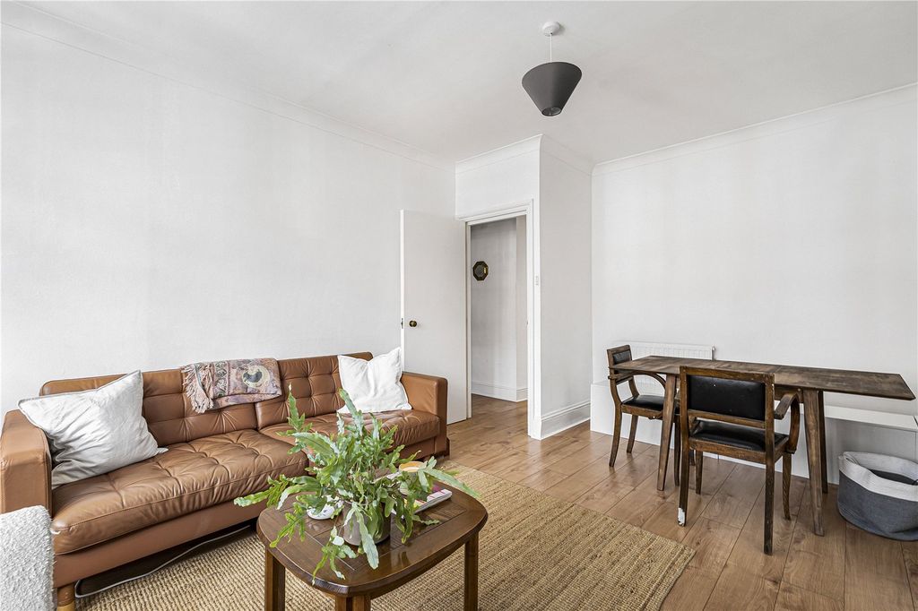 Property photo 3 of 16 Reception Room