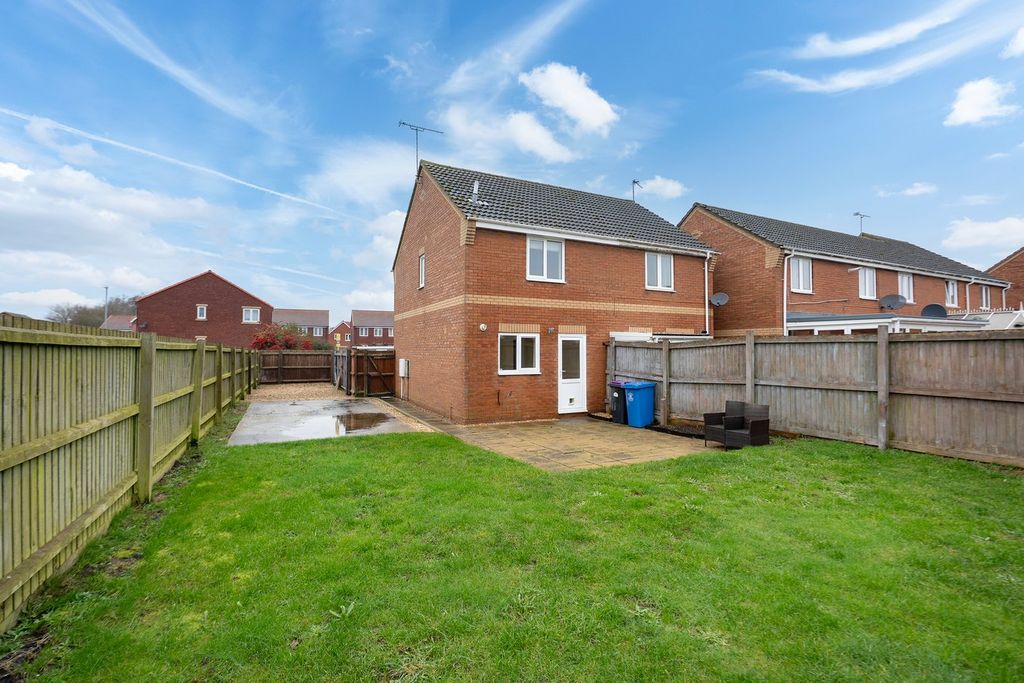 Property photo 2 of 11