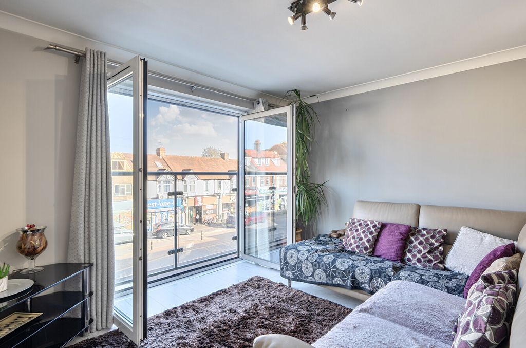 Property photo 2 of 10 1440427-10-69d68A...