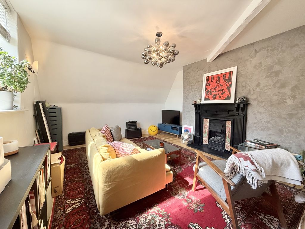 Property photo 2 of 16 Img_3561
