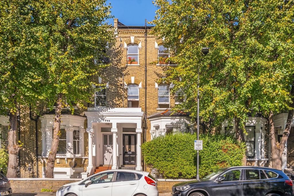 Property photo 1 of 6