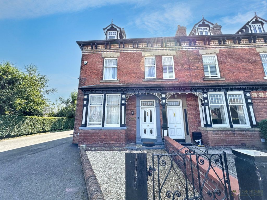 Property photo 1 of 33