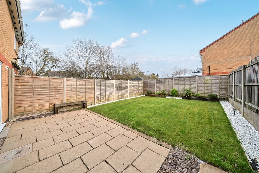 Property photo 2 of 15 1422362-5-69A728Ed0d594