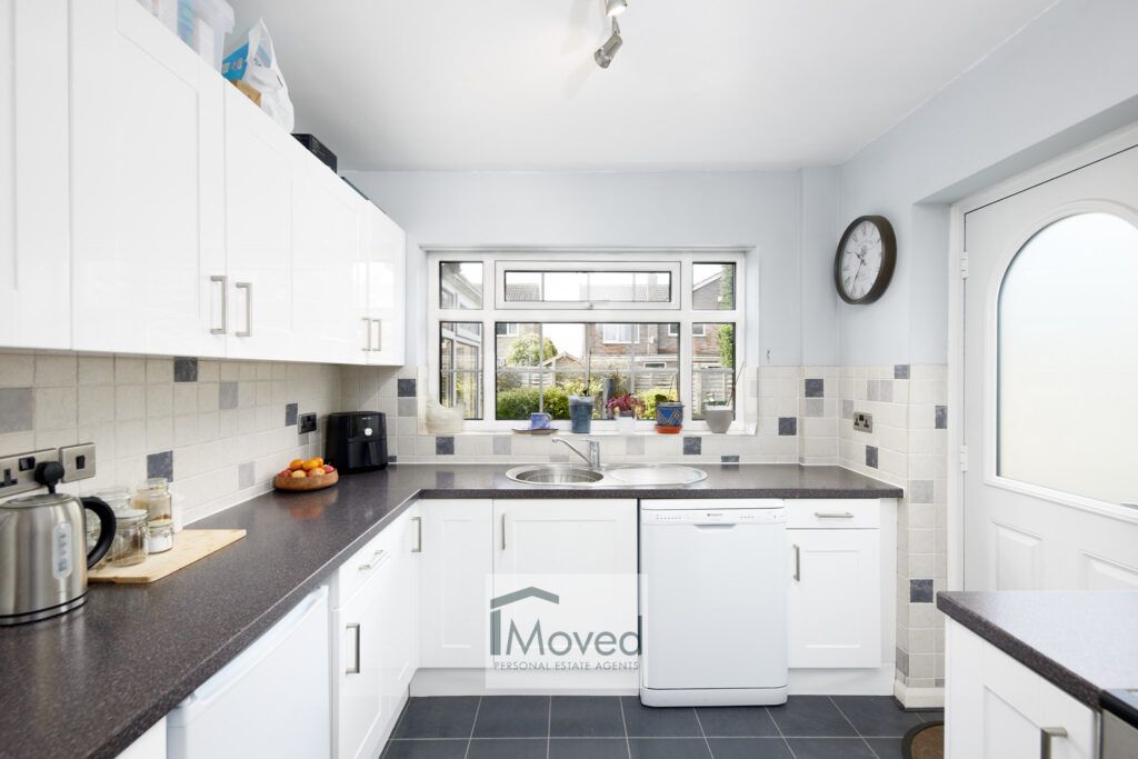 Property photo 2 of 23 Kitchen