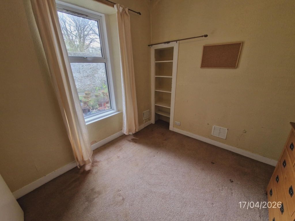 Property photo 3 of 8 Bedroom