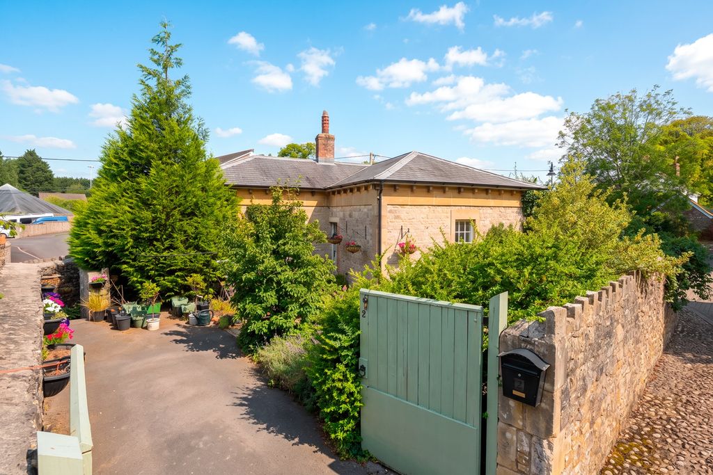 Property photo 1 of 15 5113580