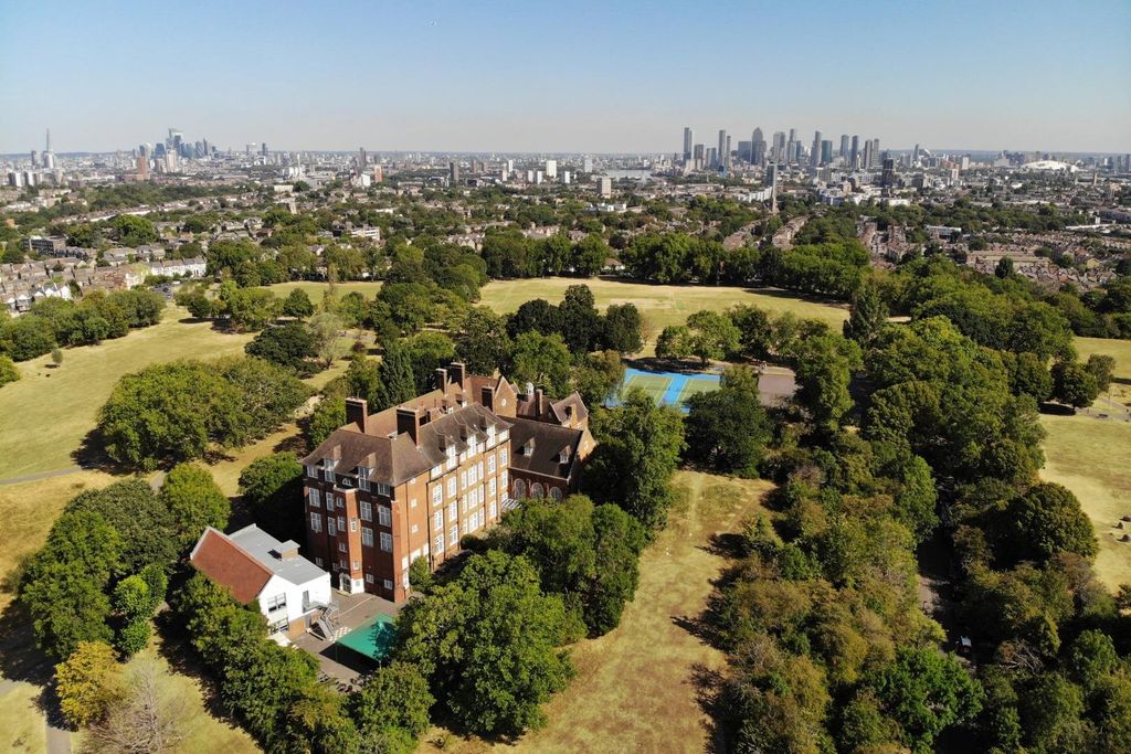 Property photo 2 of 16 Dji_0779.Jpg
