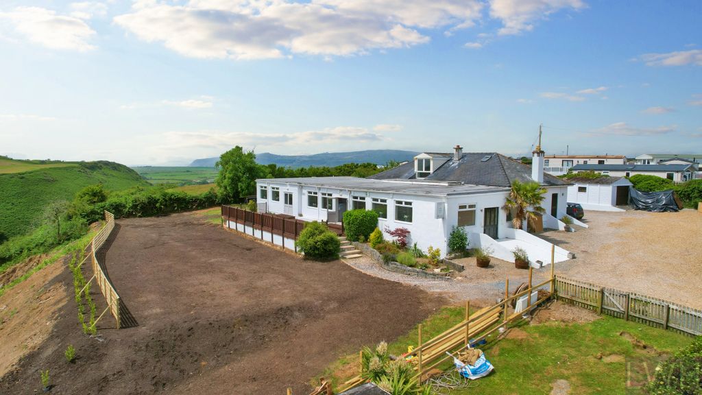 Property photo 2 of 35 2
