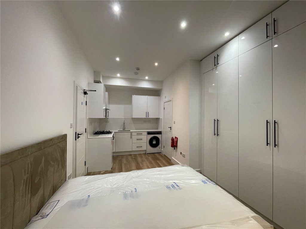 Property photo 2 of 6 Picture No. 03