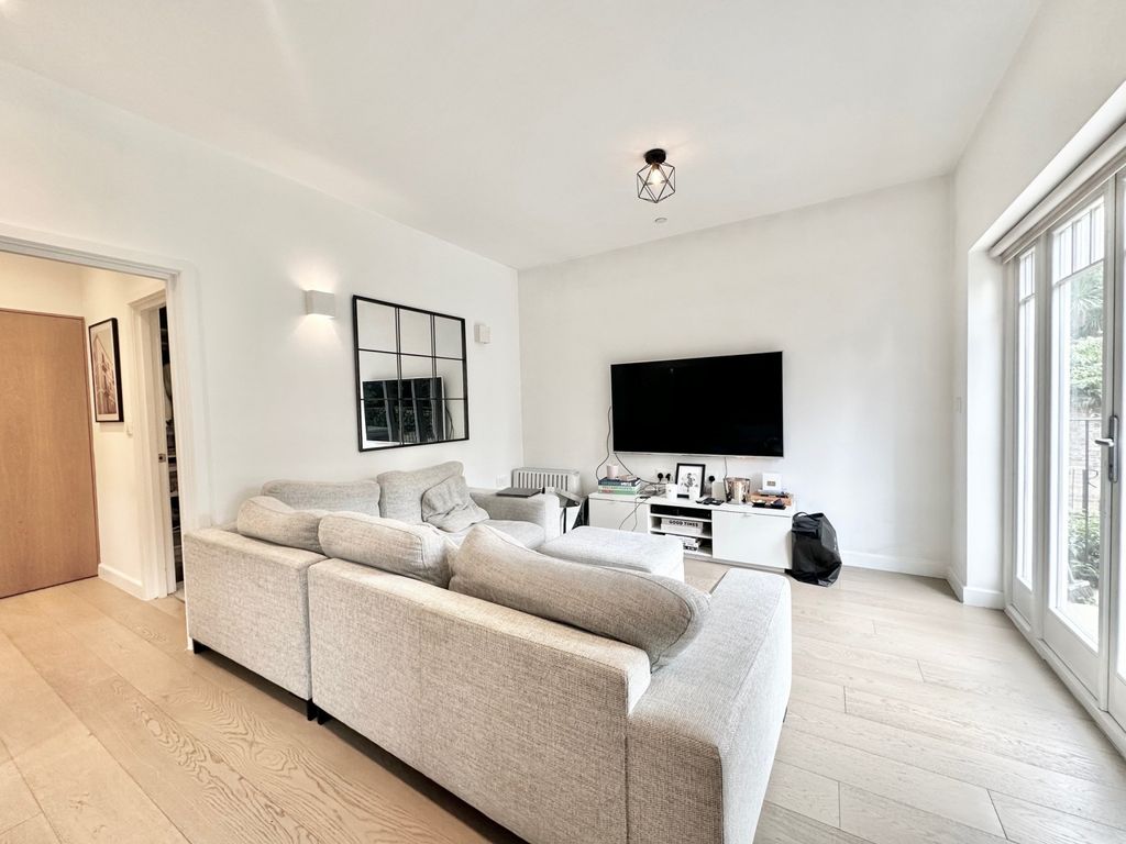 Property photo 1 of 10 2Â Bedroom Flat For Rent