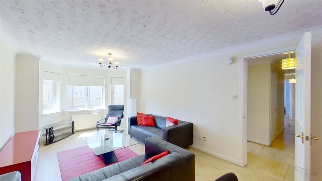 Property photo 3 of 13 Photo 3