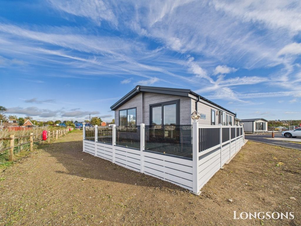 Property photo 1 of 22 Cam02173G0 Pr0274 Still057