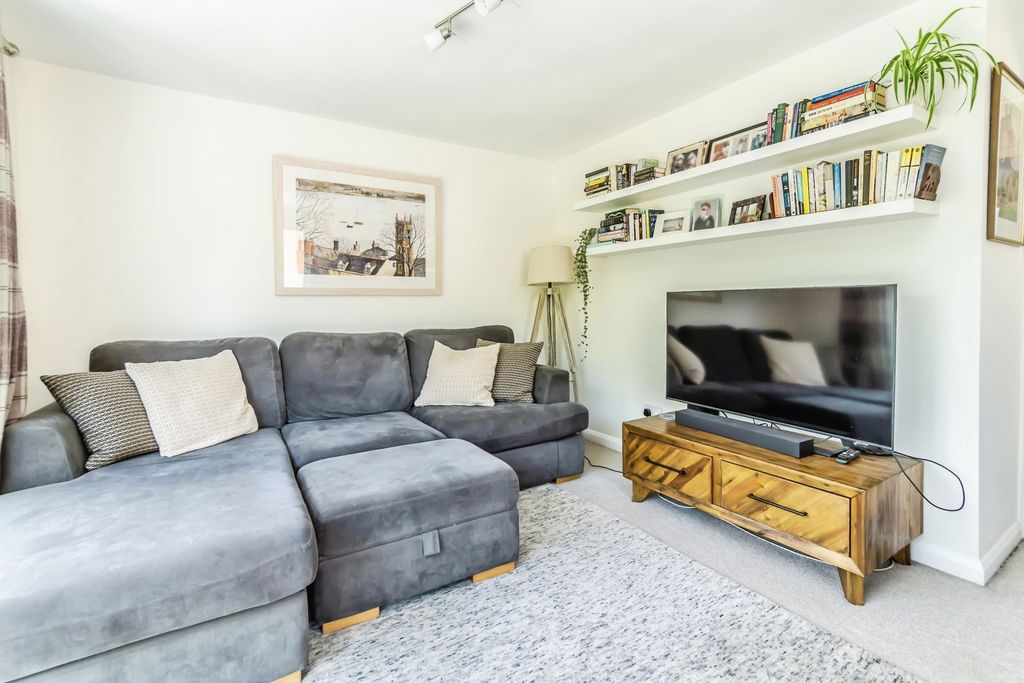 Property photo 2 of 13 Pbox-Img.Jpg