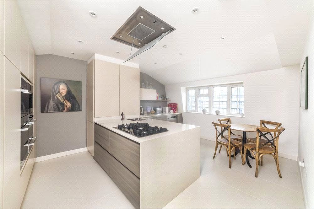 Property photo 2 of 14 Picture No. 24