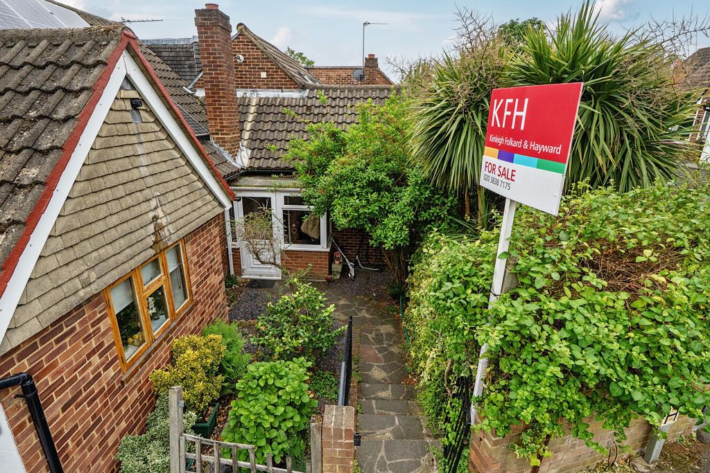 Property photo 3 of 24 1459233-2-6A01Aef...