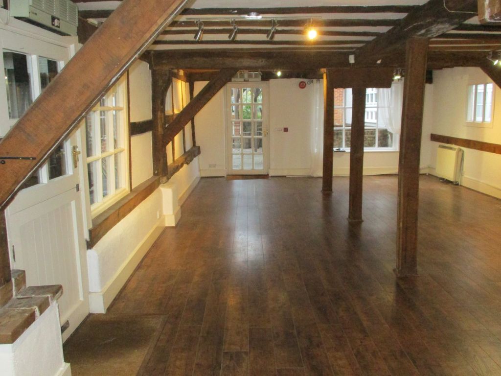 Property photo 3 of 4