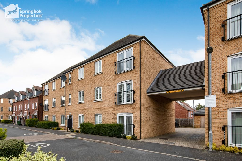 Property photo 1 of 17 Front View