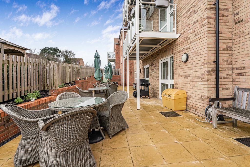 Property photo 2 of 11 Photo 6