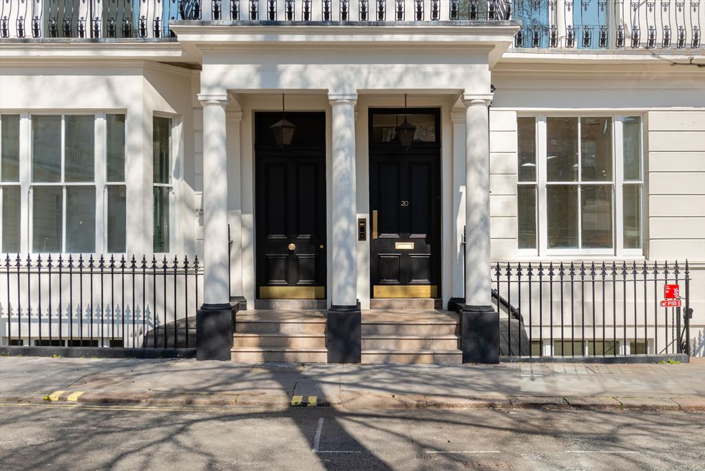 Property photo 2 of 32 Image