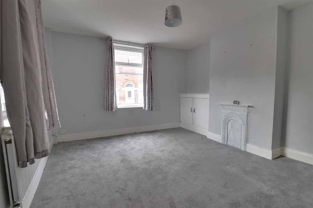 Property photo 2 of 13 Img_0828-Img_0830.Jpg