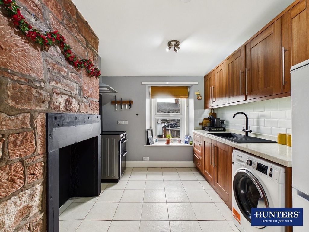 Property photo 1 of 14 Kitchen