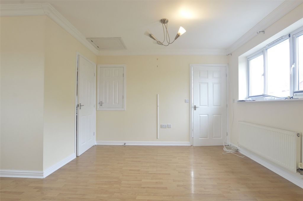 Property photo 3 of 9 Picture No. 20