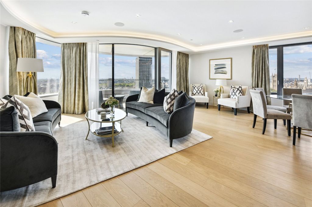 Property photo 1 of 21 Reception Room