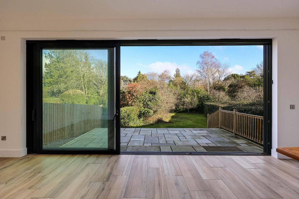 Property photo 3 of 31 Img (31).Jpg