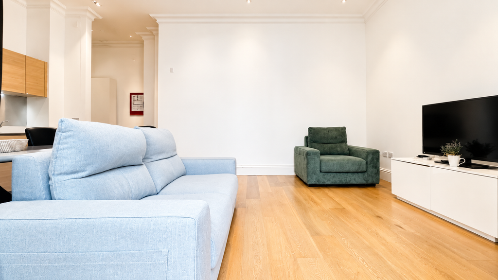 Property photo 3 of 9