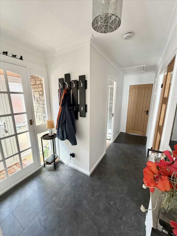 Property photo 2 of 13 Entrance Porch/Hall