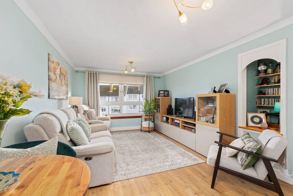 Property photo 2 of 21