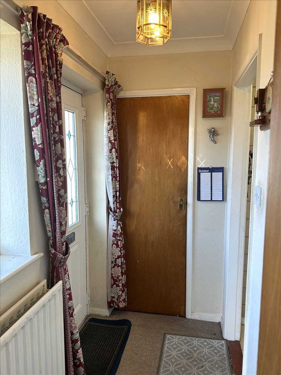 Property photo 2 of 19 Front Entrance Hall: