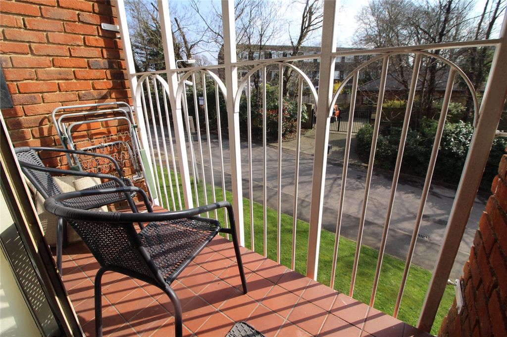 Property photo 1 of 10 Picture No. 02