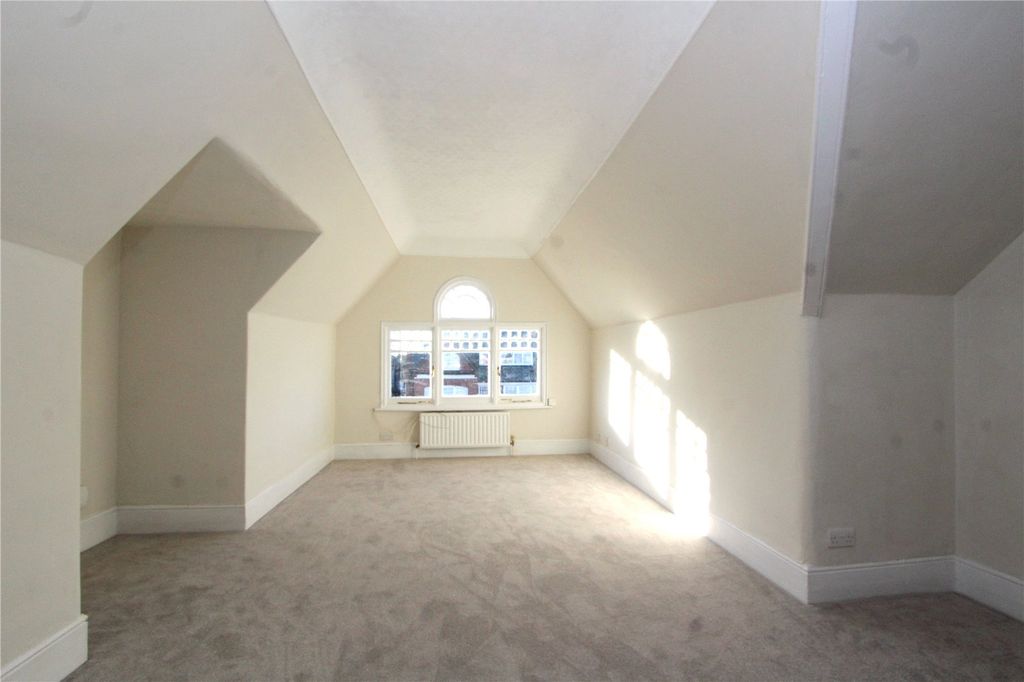 Property photo 3 of 10 Picture No. 17