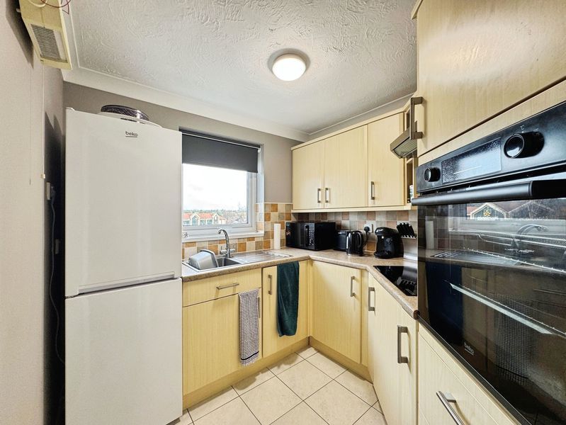 Property photo 3 of 11 Photo 9