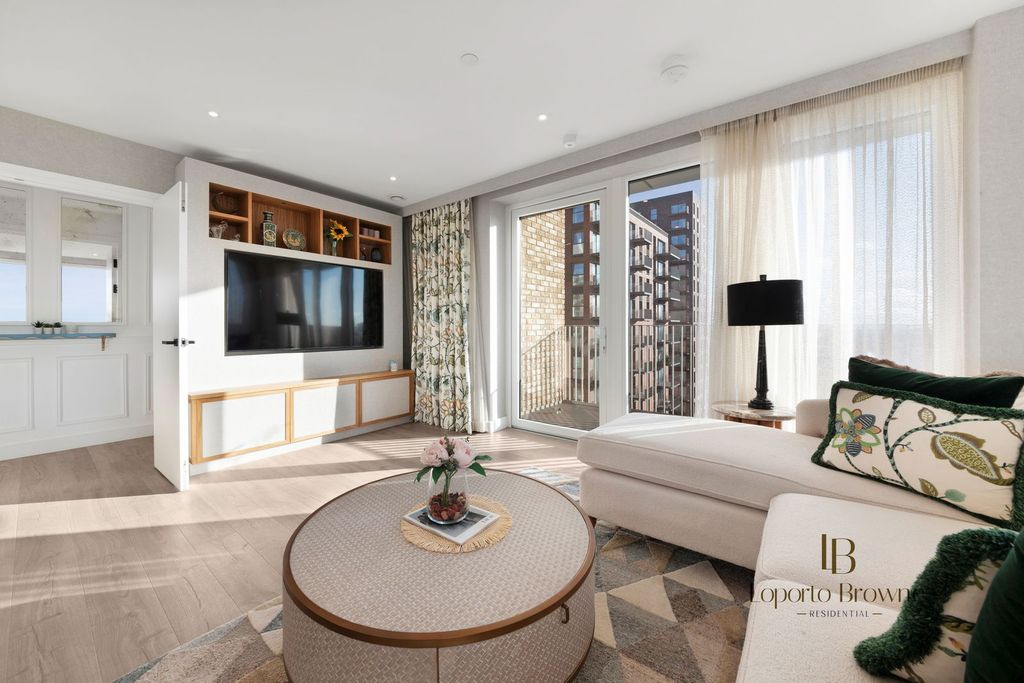 Property photo 3 of 26