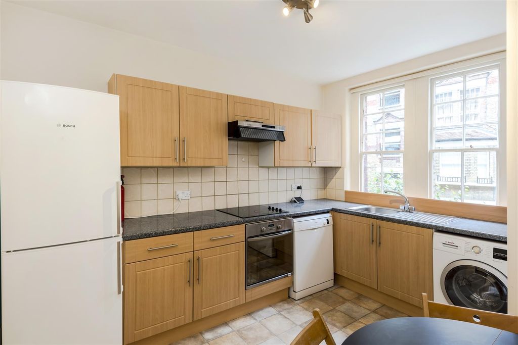 Property photo 2 of 6