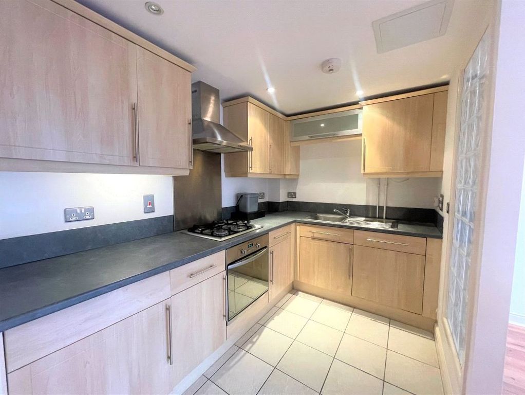 Property photo 2 of 9 2
